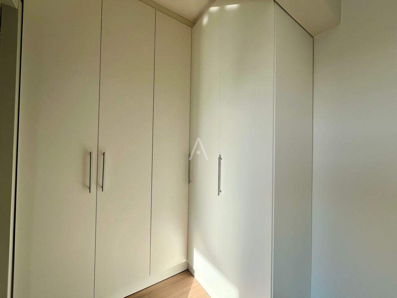 Sobrado para para aluguel no Bairro CENTRO em TOLEDO: Closet