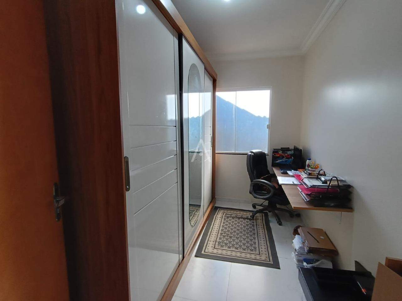 Casa Residencial para para aluguel no Bairro BRASILIA em CASCAVEL: