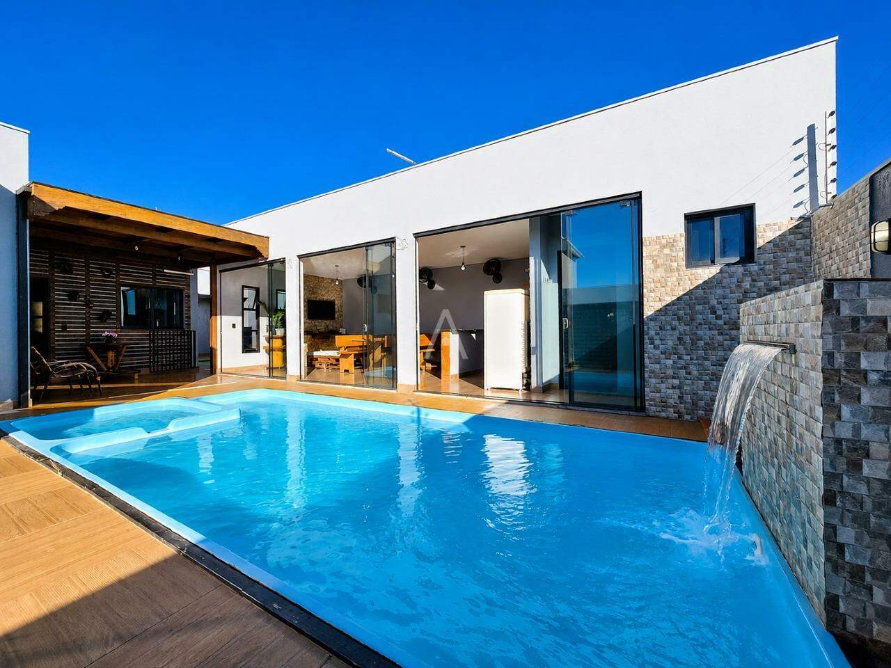 Casa Residencial para à venda no Bairro TOCANTINS em TOLEDO: 