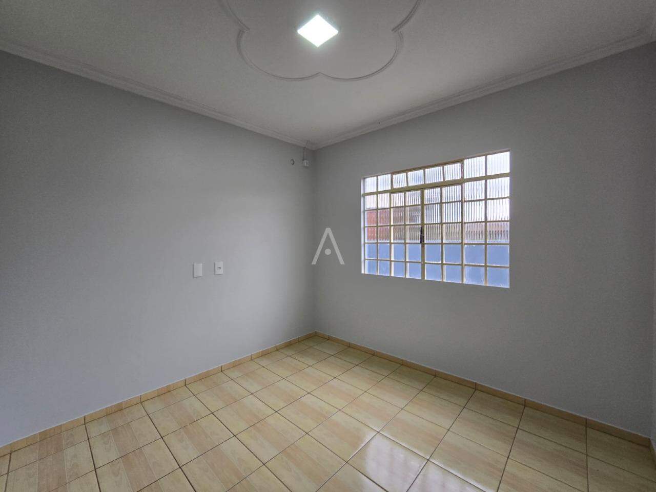 Casa Residencial para para aluguel no Bairro JARDIM PORTO ALEGRE em TOLEDO: