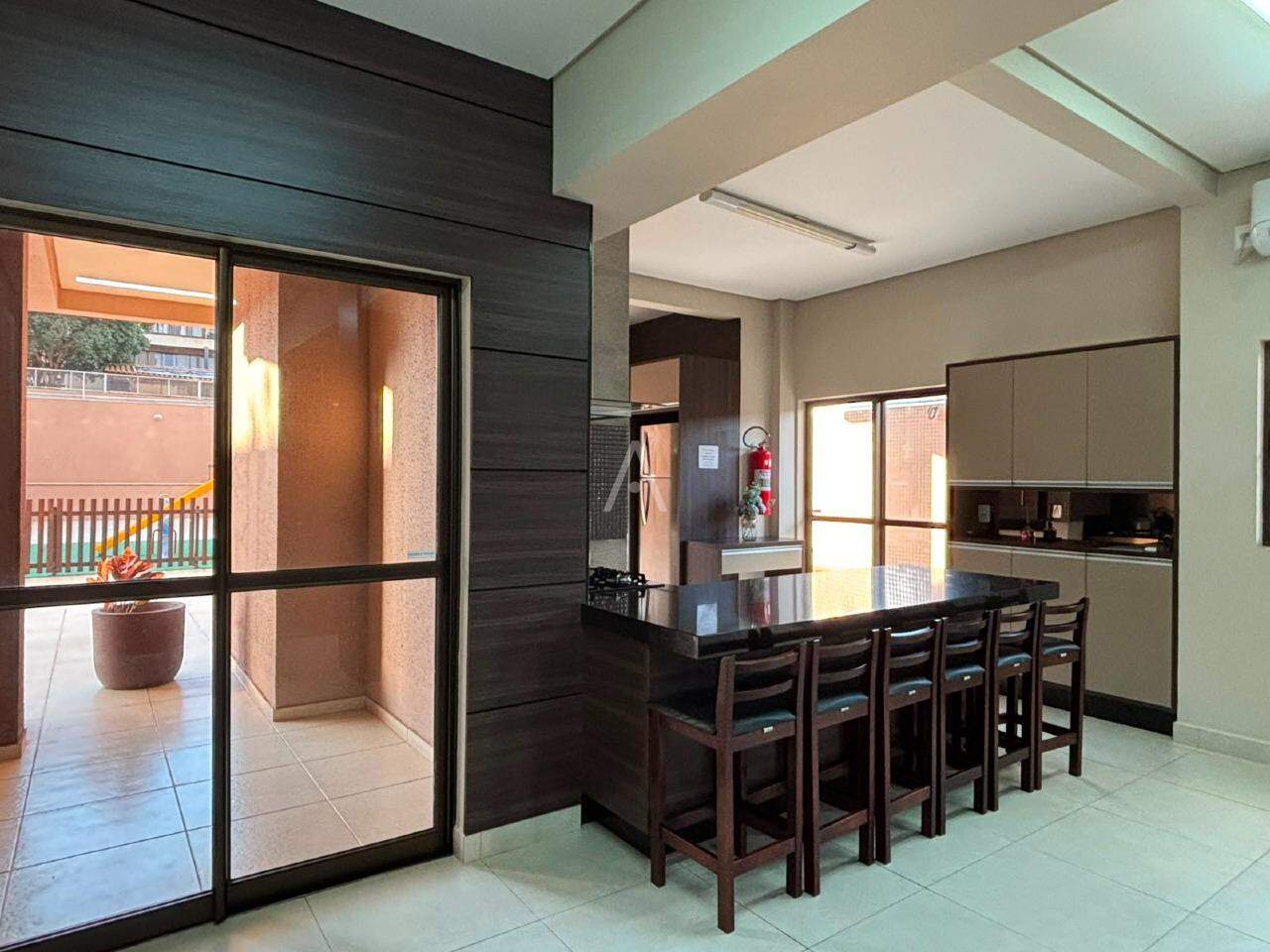 Apartamento para à venda no Bairro CENTRO em CASCAVEL: 