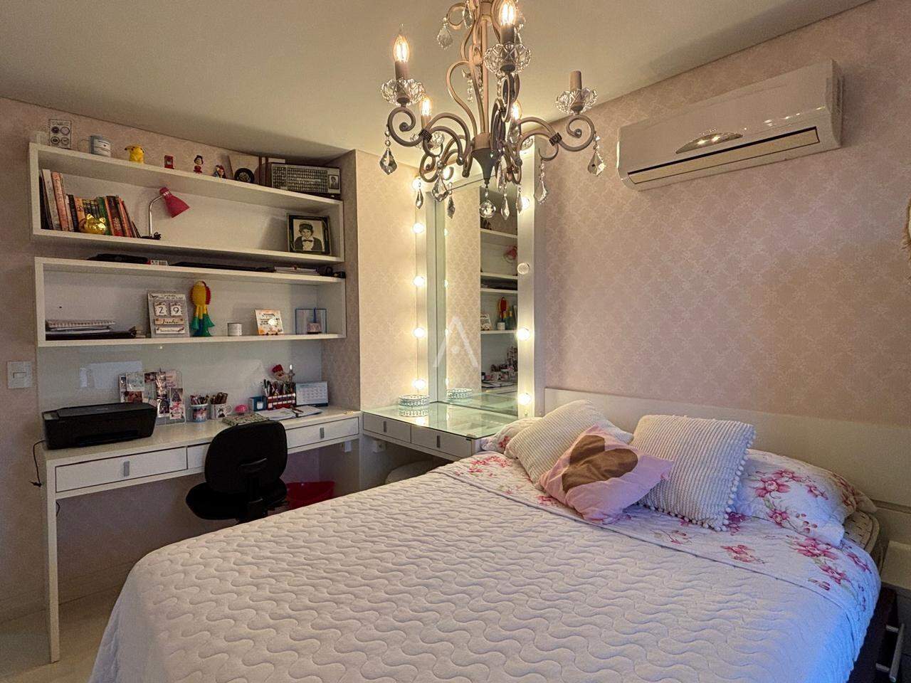 Apartamento para à venda no Bairro CENTRO em CASCAVEL: 