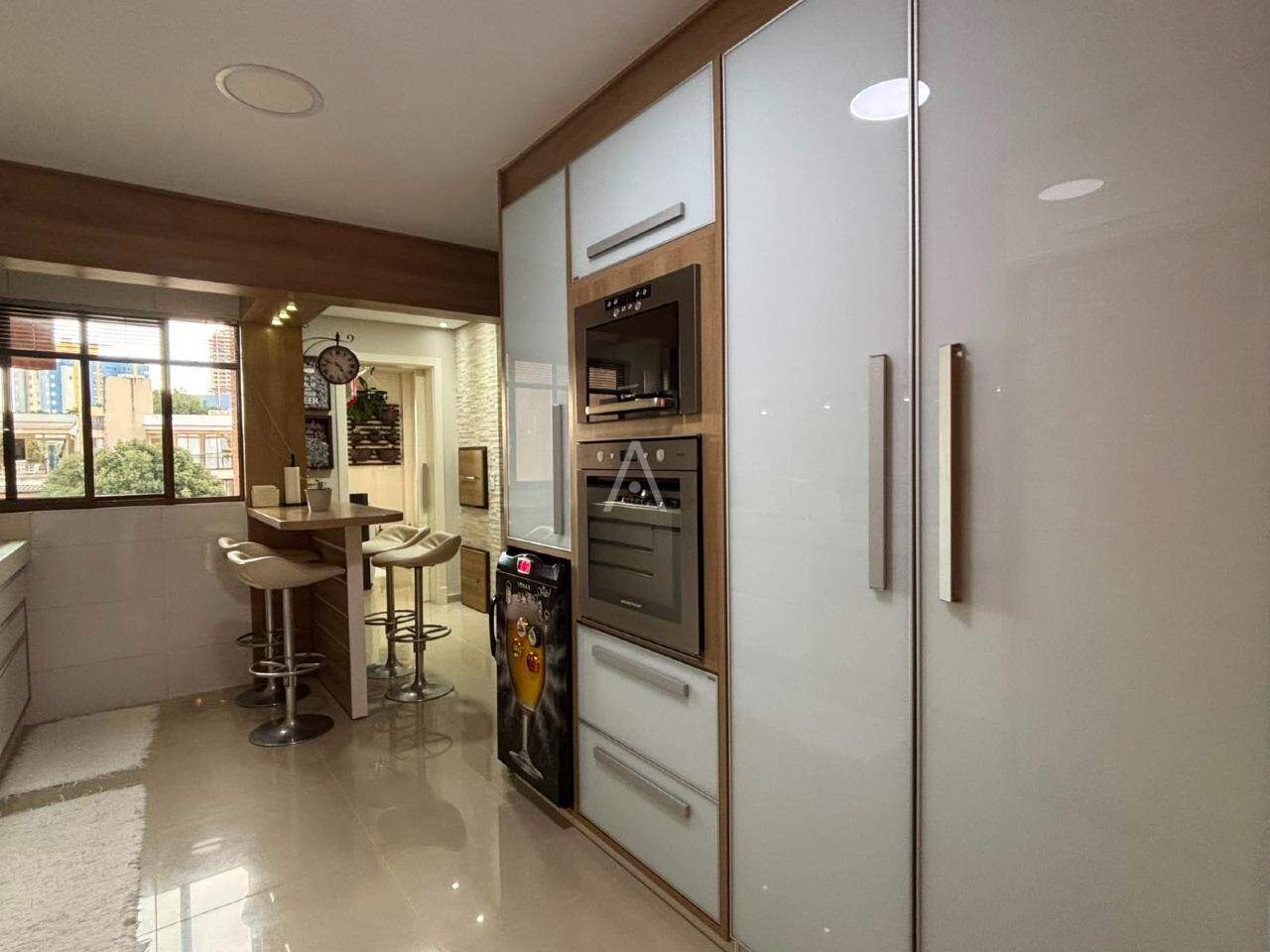 Apartamento para à venda no Bairro CENTRO em CASCAVEL: 