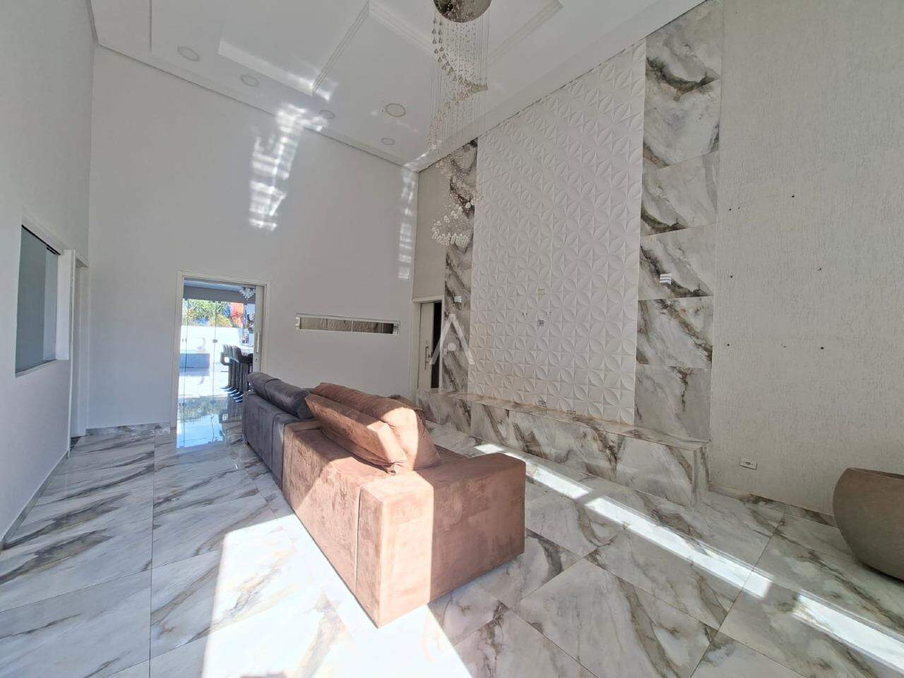 Casa Residencial para para aluguel no Bairro CATARATAS em CASCAVEL: