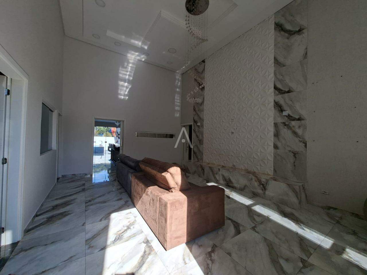 Casa Residencial para para aluguel no Bairro CATARATAS em CASCAVEL: