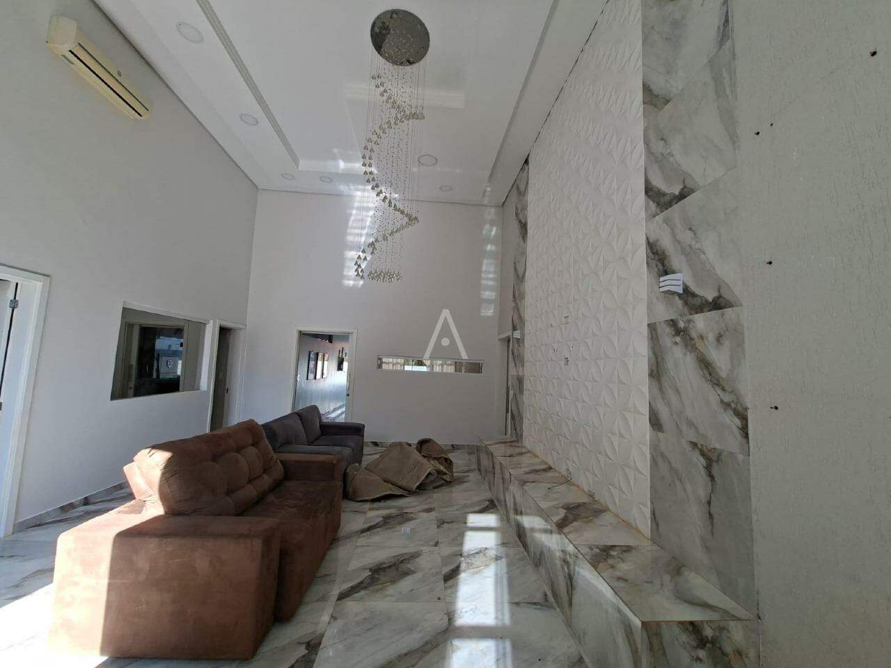 Casa Residencial para para aluguel no Bairro CATARATAS em CASCAVEL: