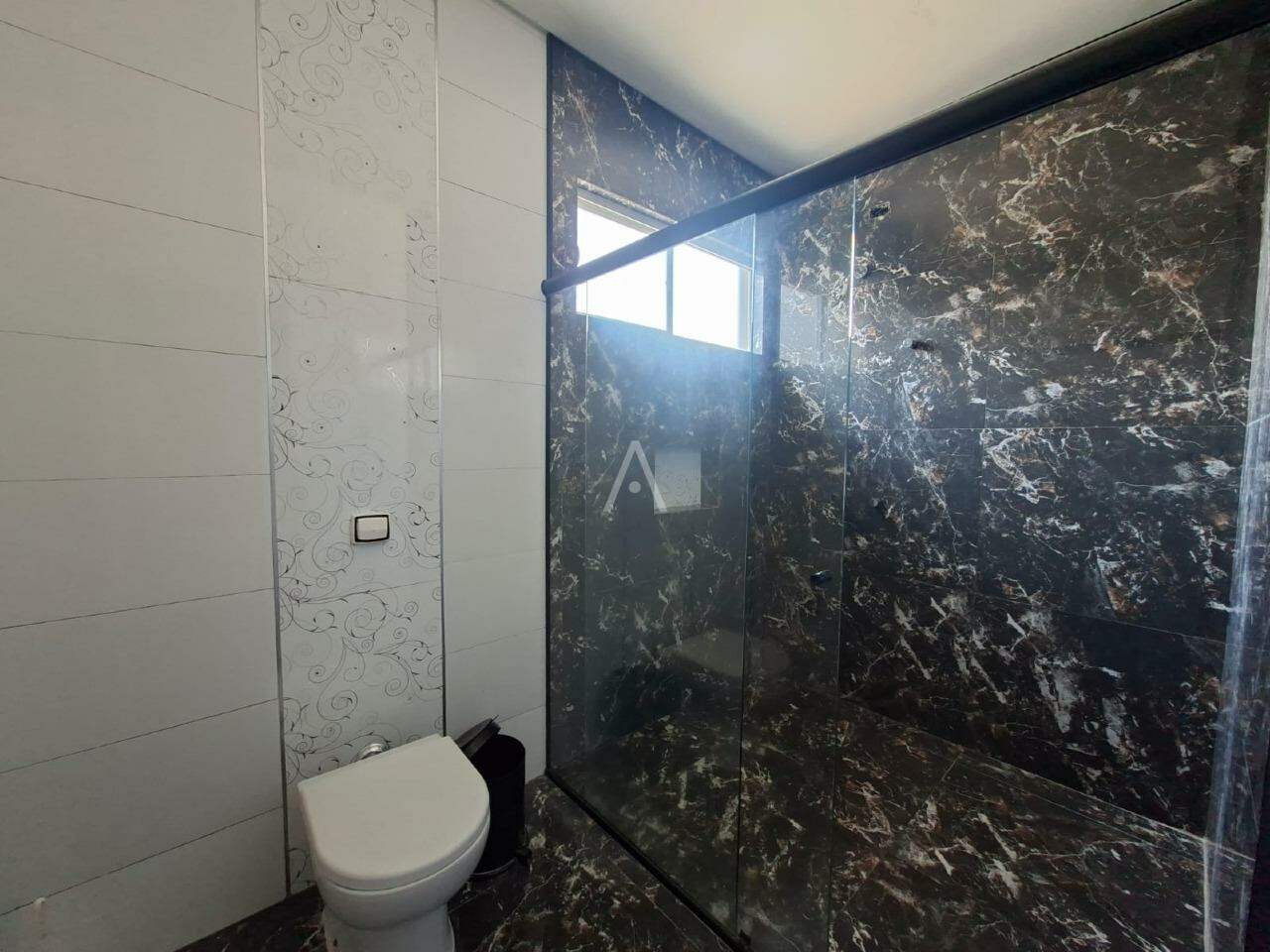 Casa Residencial para para aluguel no Bairro CATARATAS em CASCAVEL: