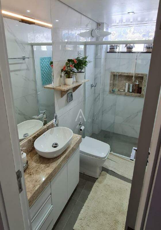 Apartamento para à venda no Bairro CENTRO em CASCAVEL: 