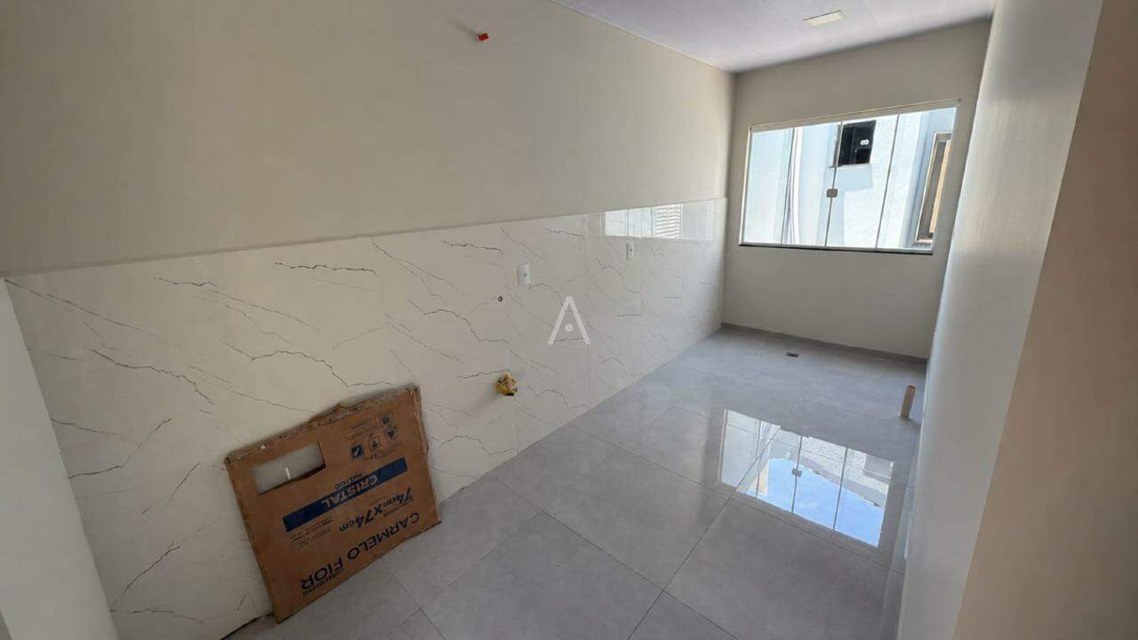 Casa Residencial para à venda no Bairro SAO CRISTOVAO em CASCAVEL: 