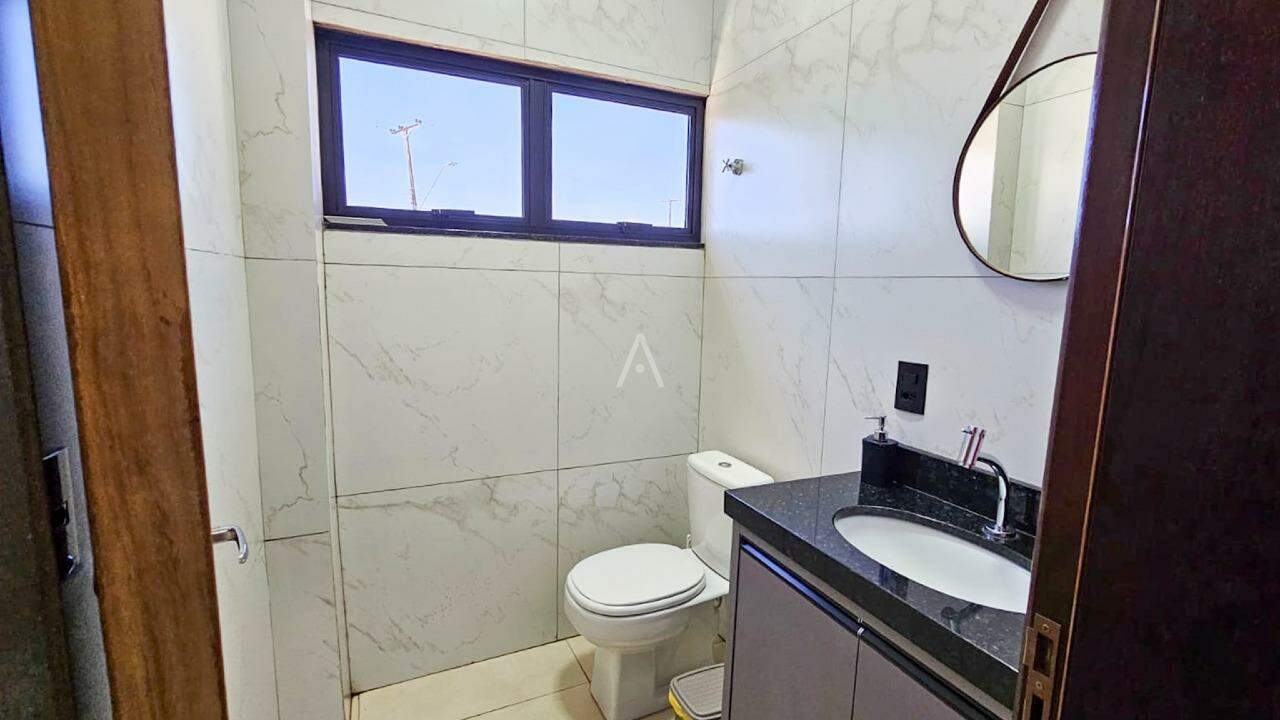 Barracão Comercial para à venda no Bairro CANADA em CASCAVEL: