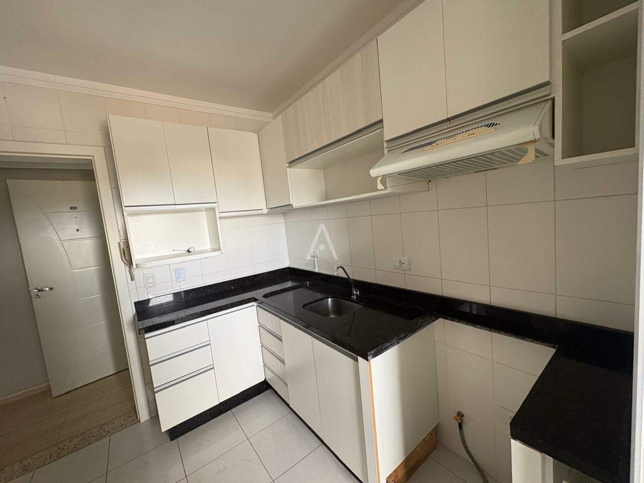 Apartamento para para aluguel no Bairro CENTRO em CASCAVEL: 