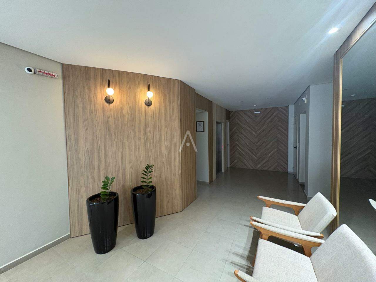 Apartamento para para aluguel no Bairro CENTRO em CASCAVEL: Hall de entrada