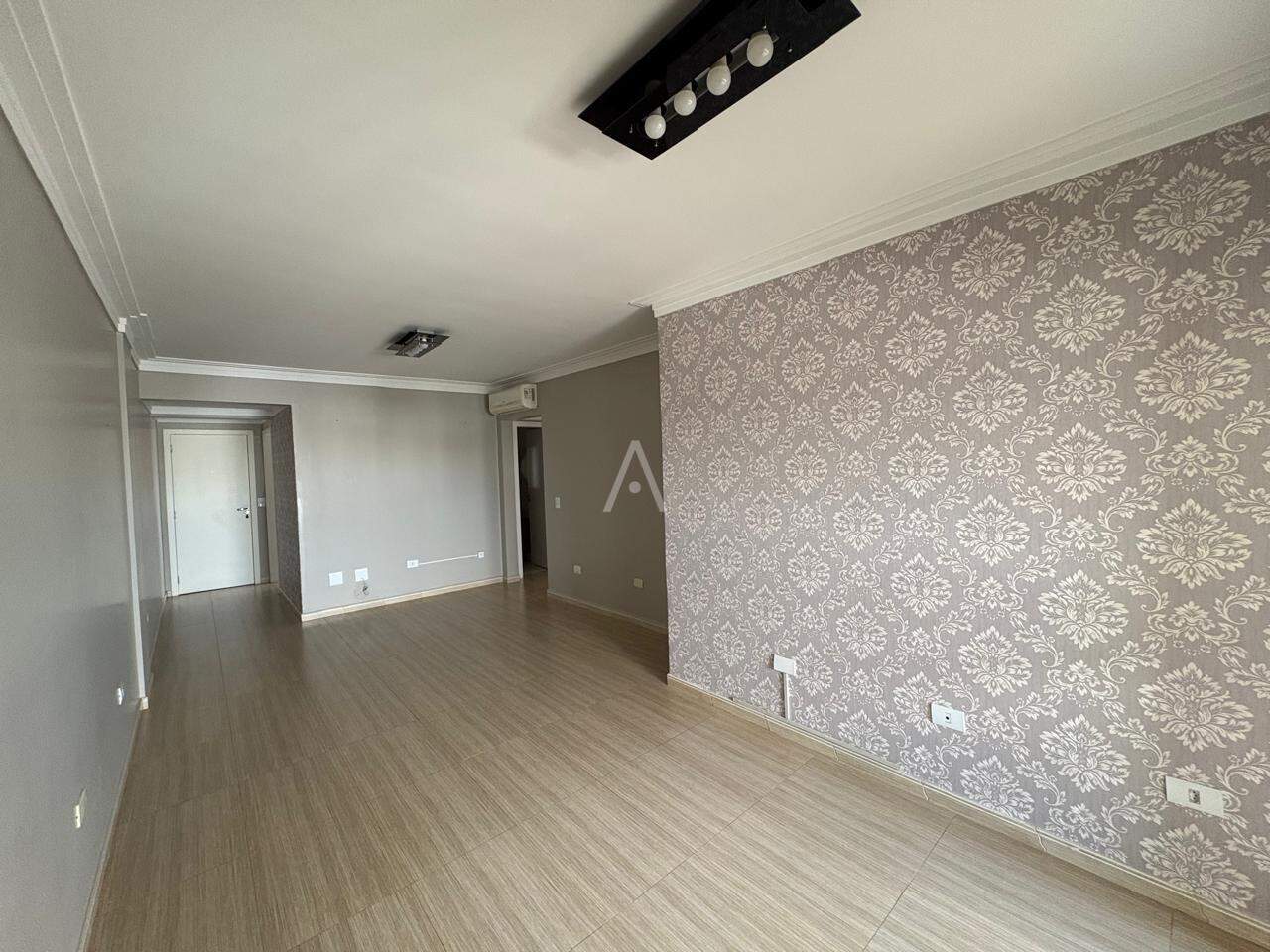 Apartamento para para aluguel no Bairro CENTRO em CASCAVEL: 