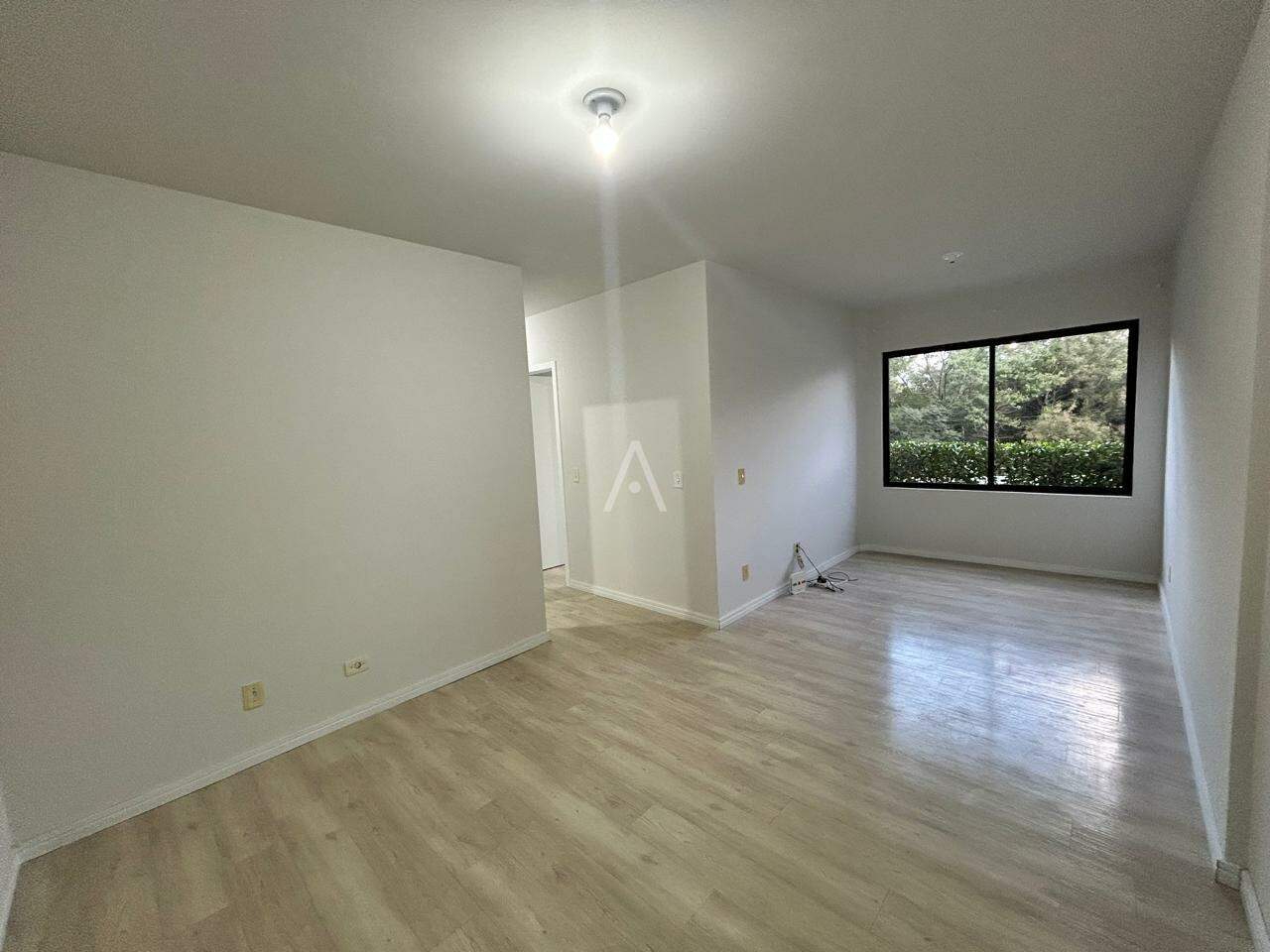 Apartamento para para aluguel no Bairro NEVA em CASCAVEL: 