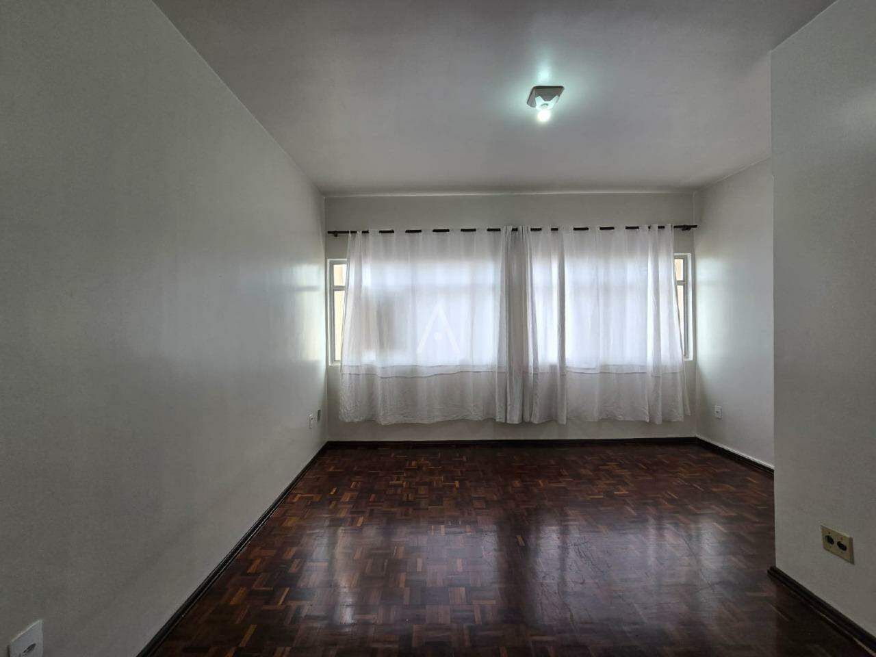 Apartamento para para aluguel no Bairro CENTRO em TOLEDO: 