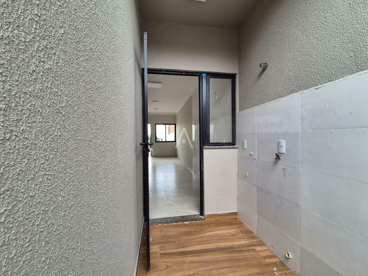 Casa Residencial para à venda no Bairro ESMERALDA em CASCAVEL: 
