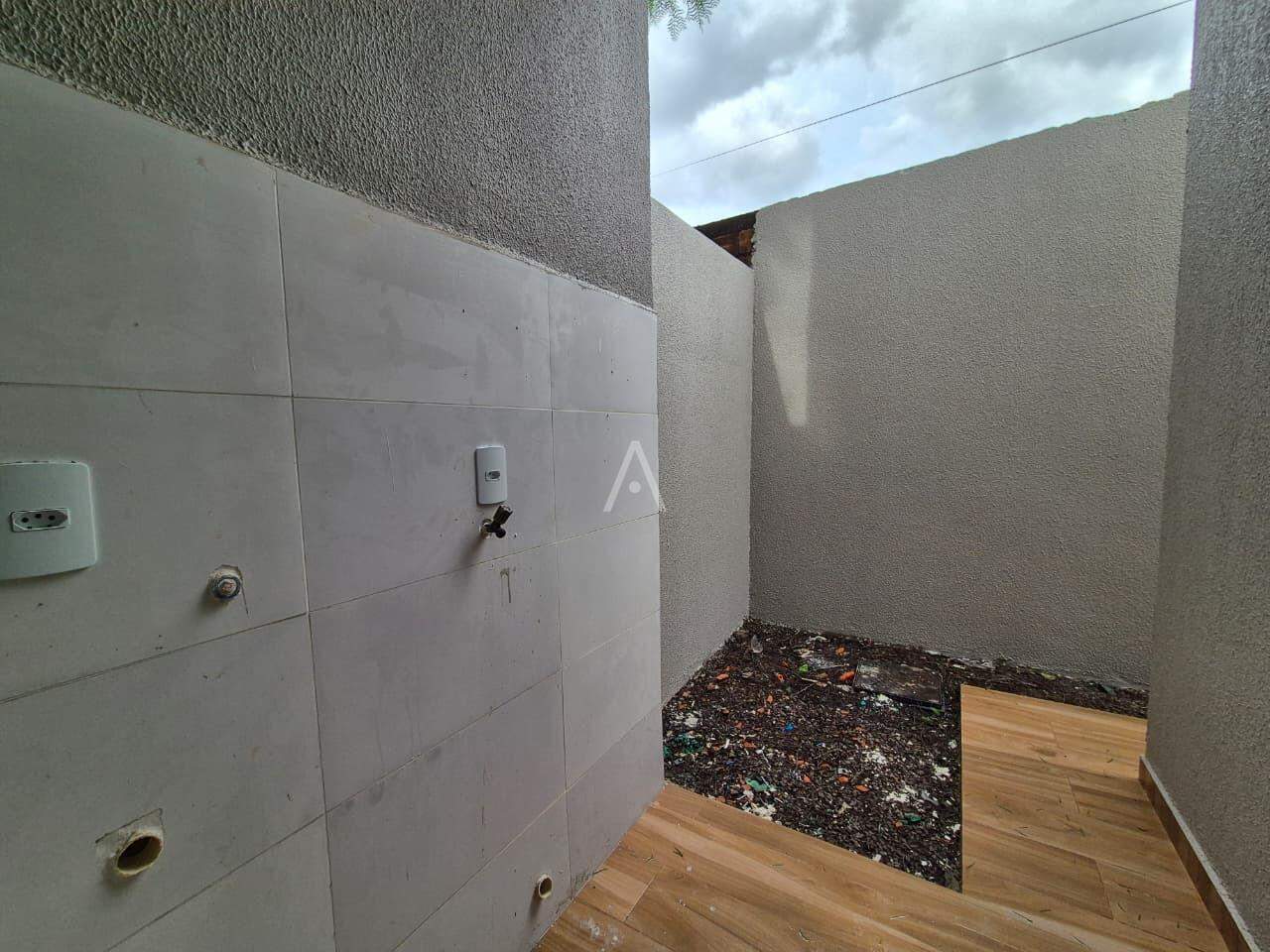 Casa Residencial para à venda no Bairro ESMERALDA em CASCAVEL: 