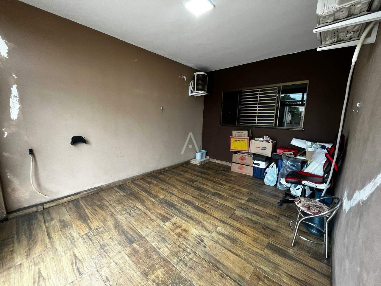 Casa Residencial para à venda no Bairro FLORESTA em CASCAVEL: