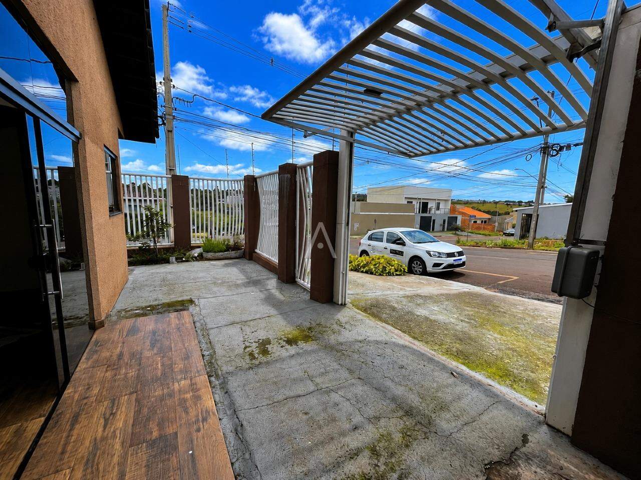 Casa Residencial para à venda no Bairro FLORESTA em CASCAVEL: