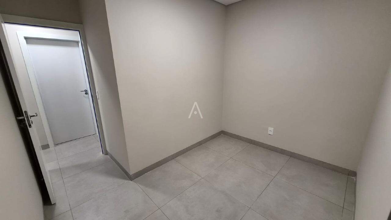 Casa Residencial para à venda no Bairro JARDIM COOPAGRO em TOLEDO: