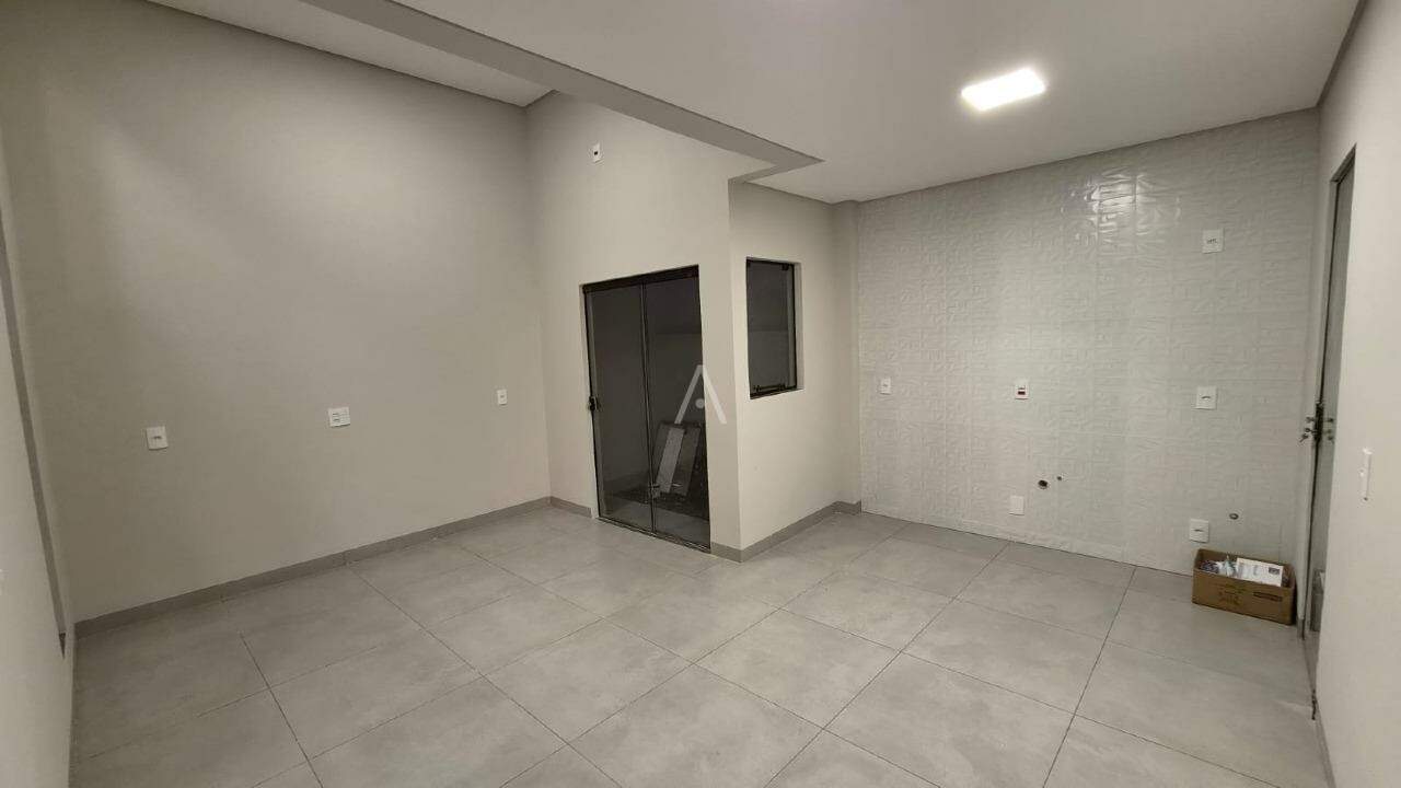 Casa Residencial para à venda no Bairro JARDIM COOPAGRO em TOLEDO: