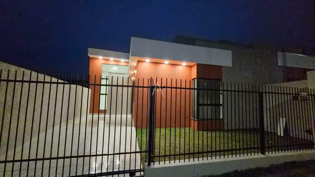 Casa Residencial para à venda no Bairro JARDIM COOPAGRO em TOLEDO: 