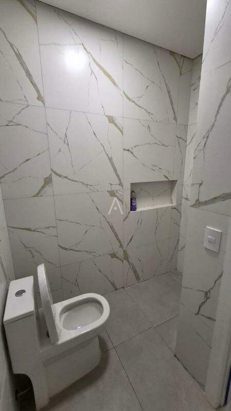 Casa Residencial para à venda no Bairro JARDIM COOPAGRO em TOLEDO: