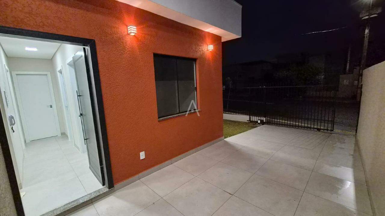 Casa Residencial para à venda no Bairro JARDIM COOPAGRO em TOLEDO: