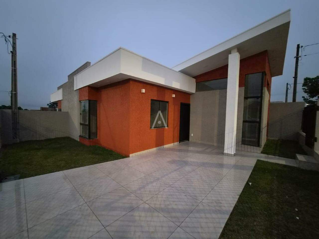 Casa Residencial para à venda no Bairro JARDIM COOPAGRO em TOLEDO: 
