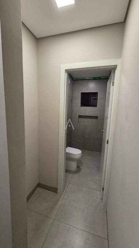 Casa Residencial para à venda no Bairro JARDIM COOPAGRO em TOLEDO: