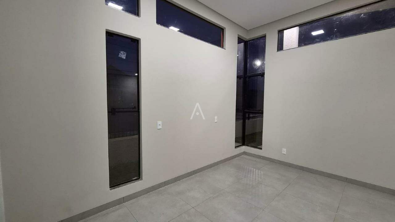 Casa Residencial para à venda no Bairro JARDIM COOPAGRO em TOLEDO: