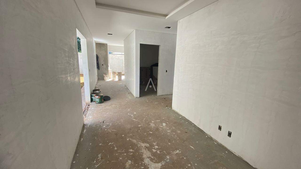 Casa Residencial para à venda no Bairro VILA BECKER em TOLEDO: