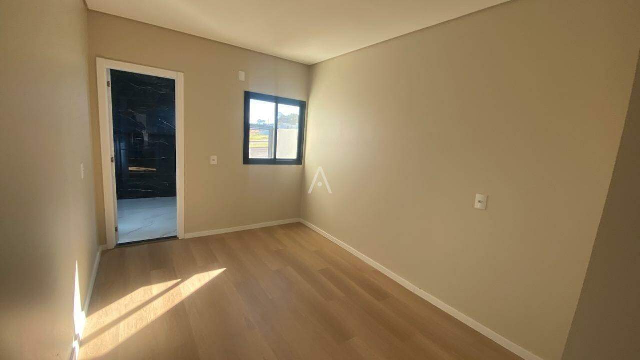 Casa Residencial para à venda no Bairro VILA BECKER em TOLEDO: