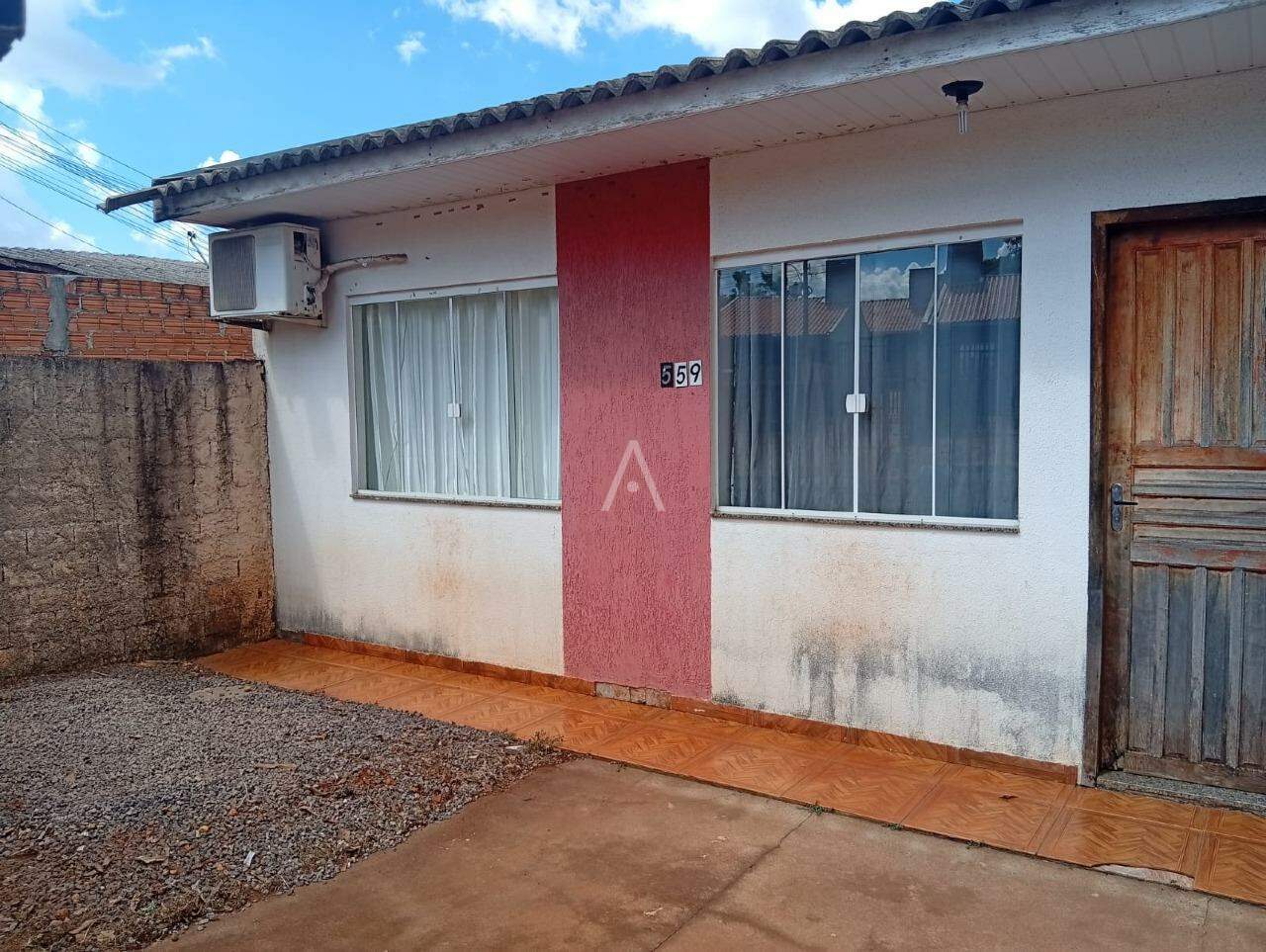 Casa Residencial para à venda no Bairro 14 DE NOVEMBRO em CASCAVEL: 