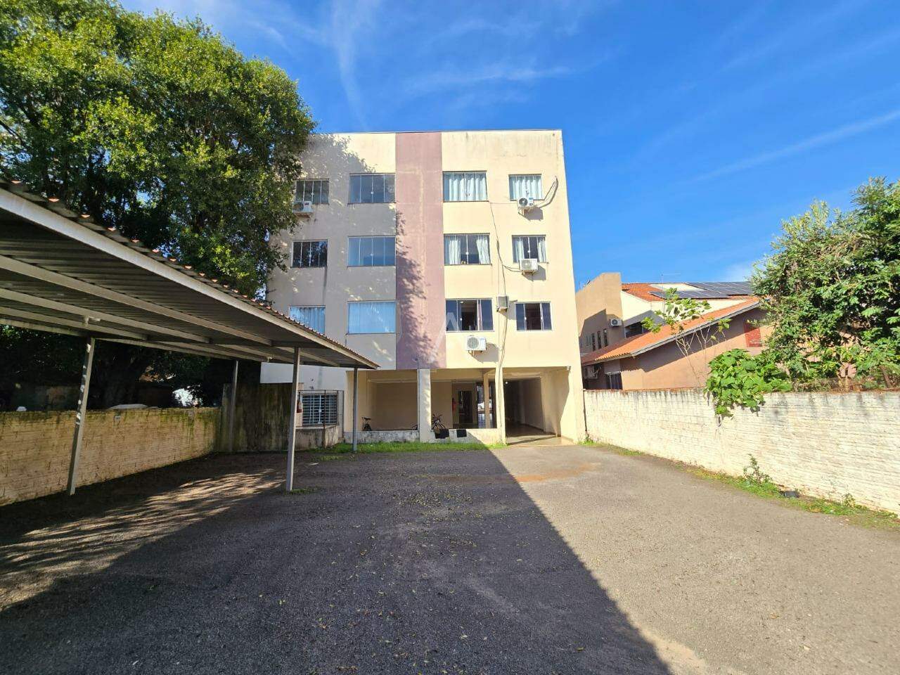 Apartamento para para aluguel no Bairro JARDIM PORTO ALEGRE em TOLEDO: