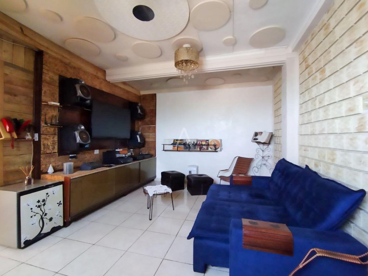 Sobrado para à venda no Bairro CENTRO em CASCAVEL: 