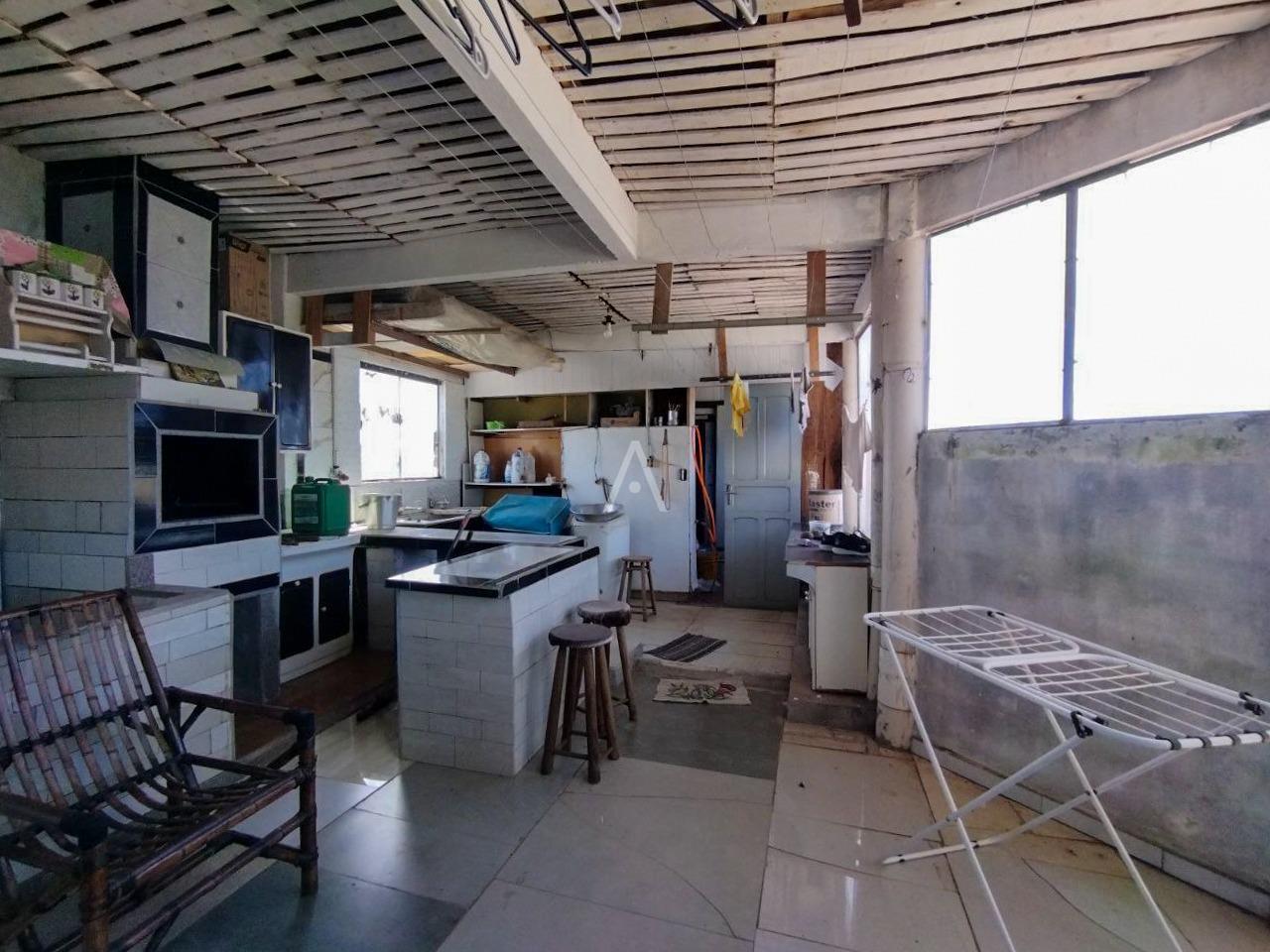 Sobrado para à venda no Bairro CENTRO em CASCAVEL: 