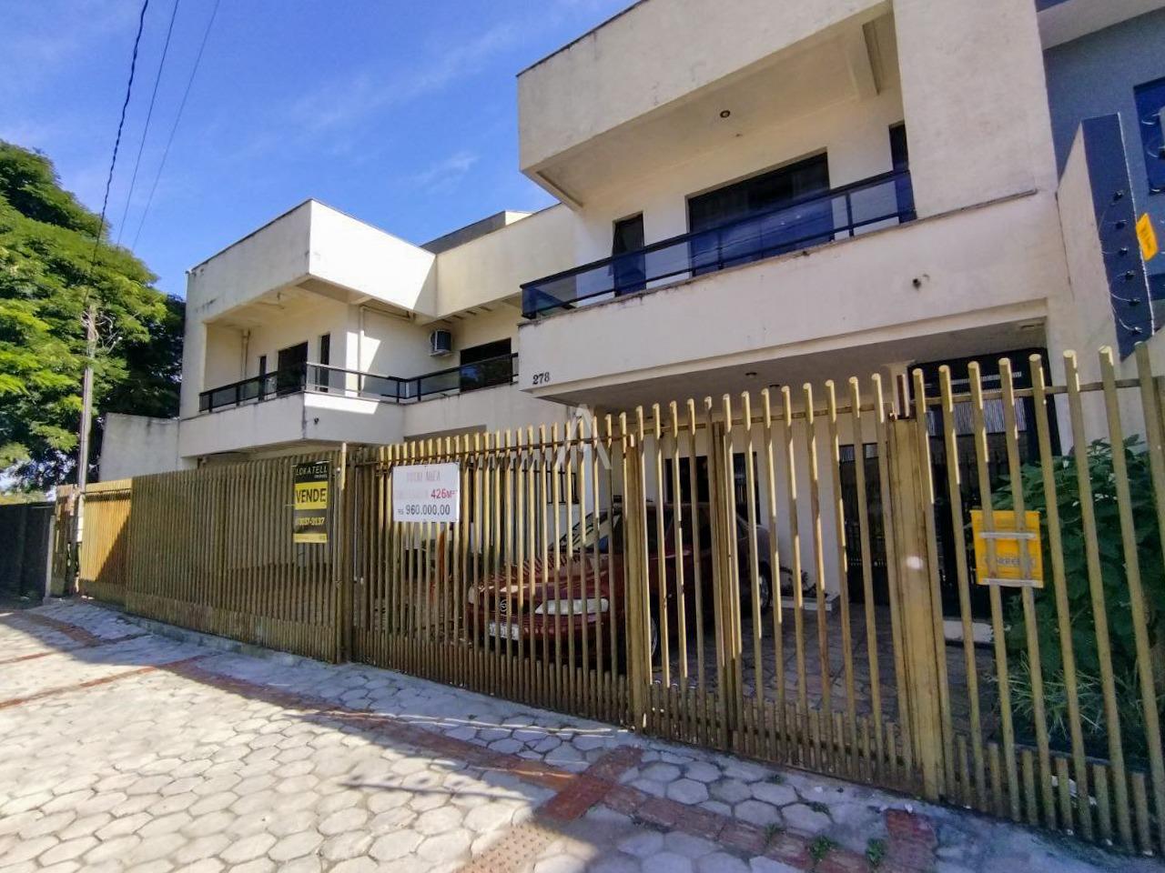 Sobrado para à venda no Bairro CENTRO em CASCAVEL: 