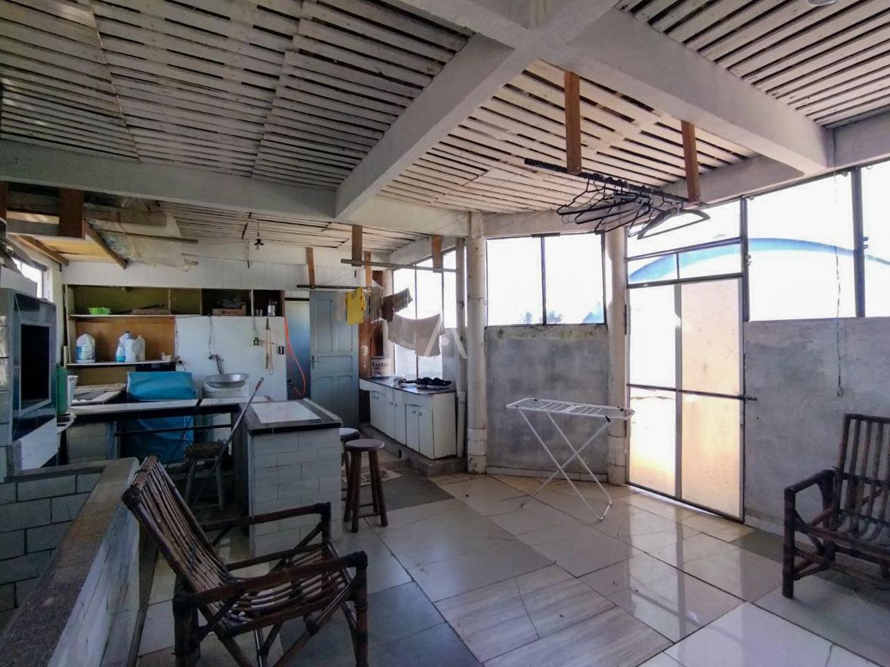 Sobrado para à venda no Bairro CENTRO em CASCAVEL: 