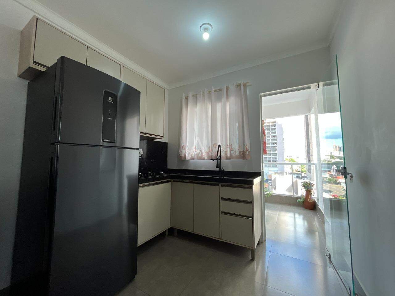 Apartamento para à venda no Bairro CANCELLI em CASCAVEL: 