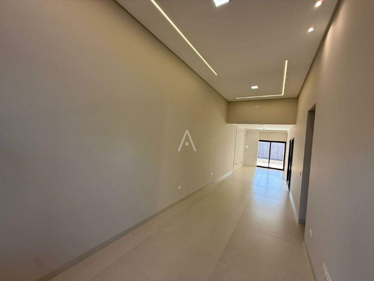 Casa Residencial para à venda no Bairro SANTA FELICIDADE em CASCAVEL: 