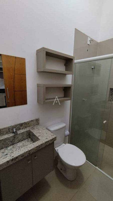 Casa Residencial para para aluguel no Bairro JARDIM CONCORDIA em TOLEDO: 