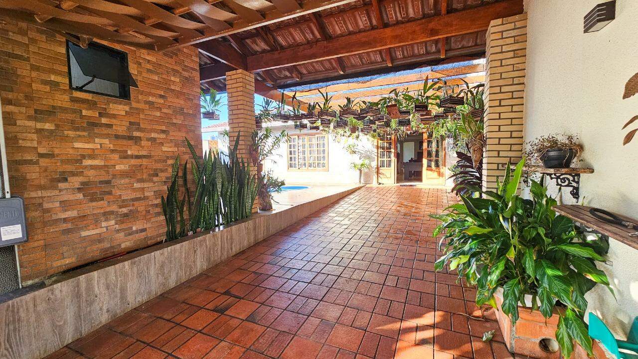 Casa Residencial para à venda no Bairro CANCELLI em CASCAVEL: