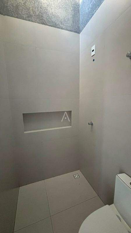 Casa Residencial para à venda no Bairro JARDIM COOPAGRO em TOLEDO: