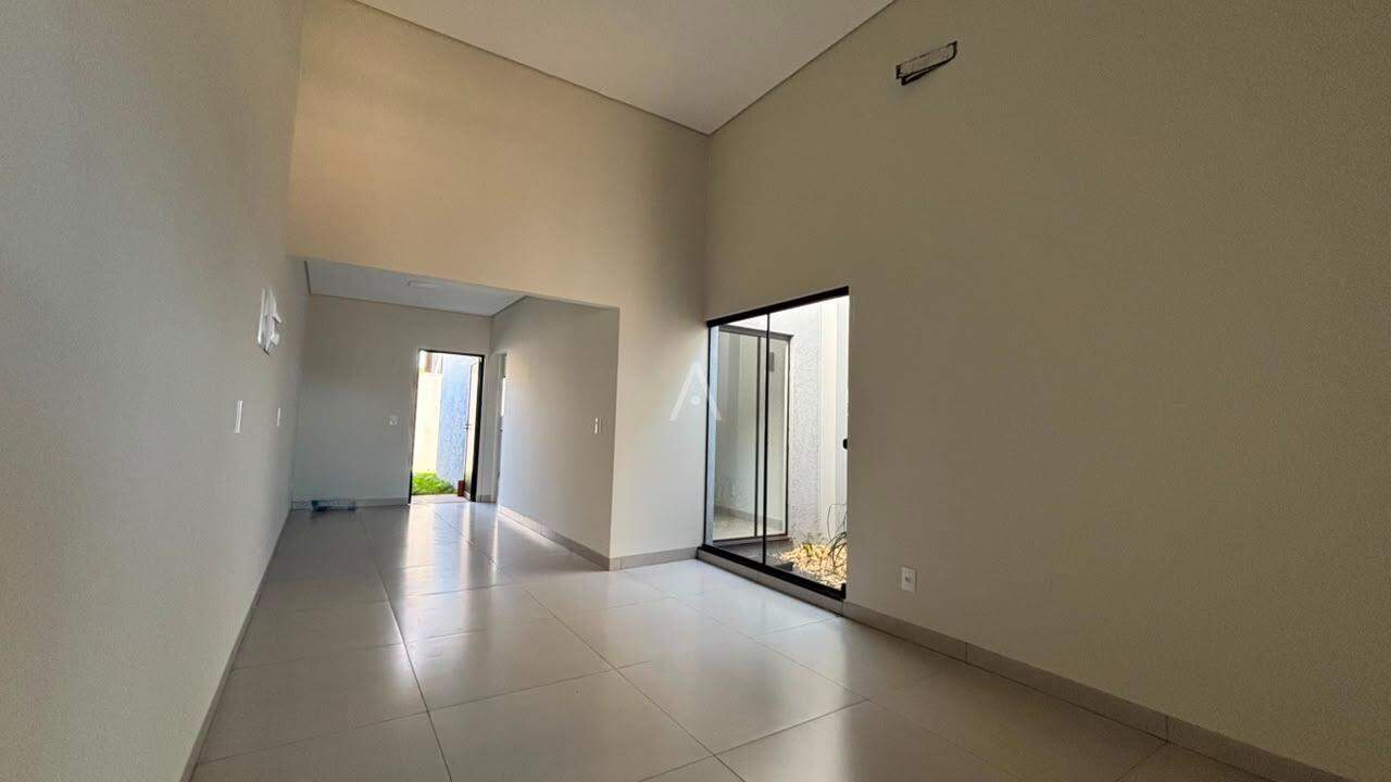 Casa Residencial para à venda no Bairro JARDIM COOPAGRO em TOLEDO: 