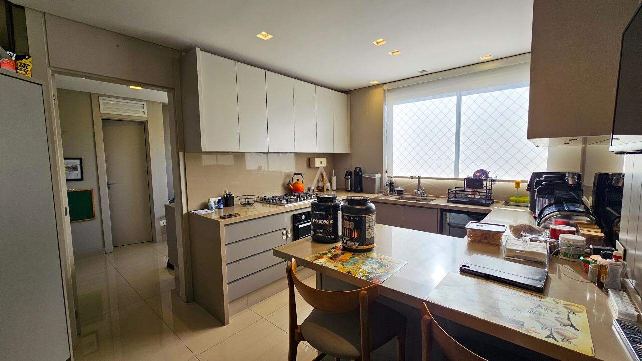 Apartamento para à venda no Bairro CENTRO em CASCAVEL: 