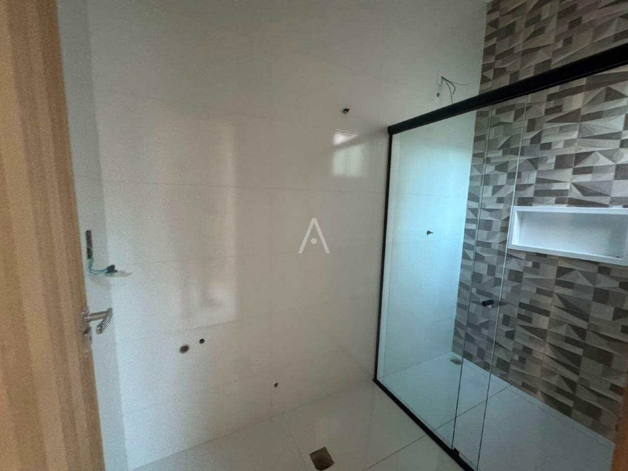 Casa Residencial para à venda no Bairro JARDIM COOPAGRO em TOLEDO: 