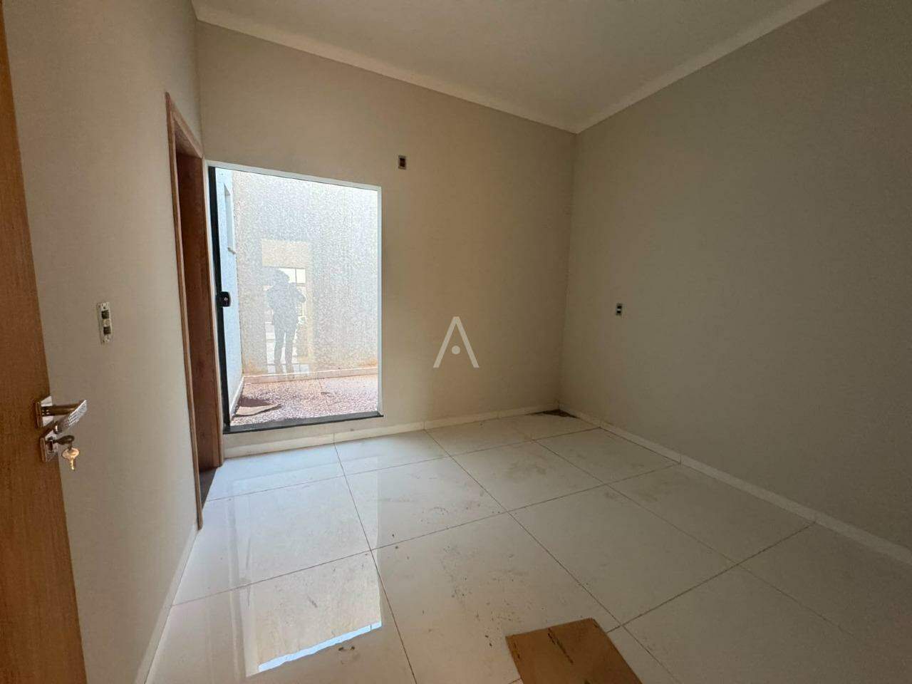 Casa Residencial para à venda no Bairro JARDIM COOPAGRO em TOLEDO: