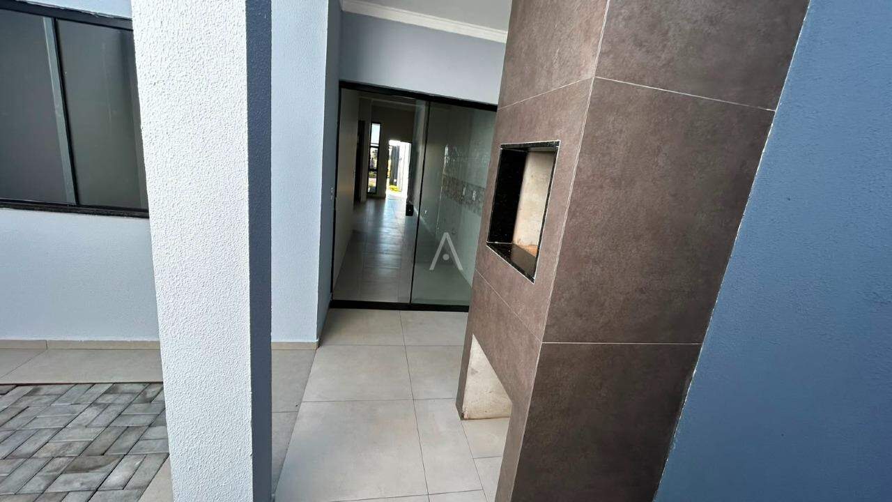 Casa Residencial para à venda no Bairro INTERLAGOS em CASCAVEL: 