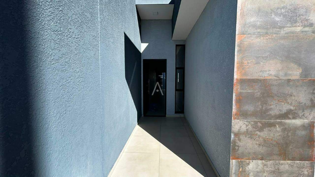 Casa Residencial para à venda no Bairro INTERLAGOS em CASCAVEL: 